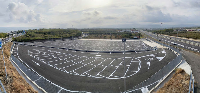 King Parking - Aeroporto Lamezia Terme Vista dall'alto King Parking - Aeroporto Lamezia Terme