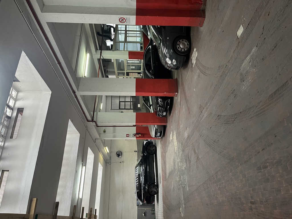 Garage Gregorio VII - Roma centro città Parcheggi coperti Garage Gregorio VII - Roma centro città