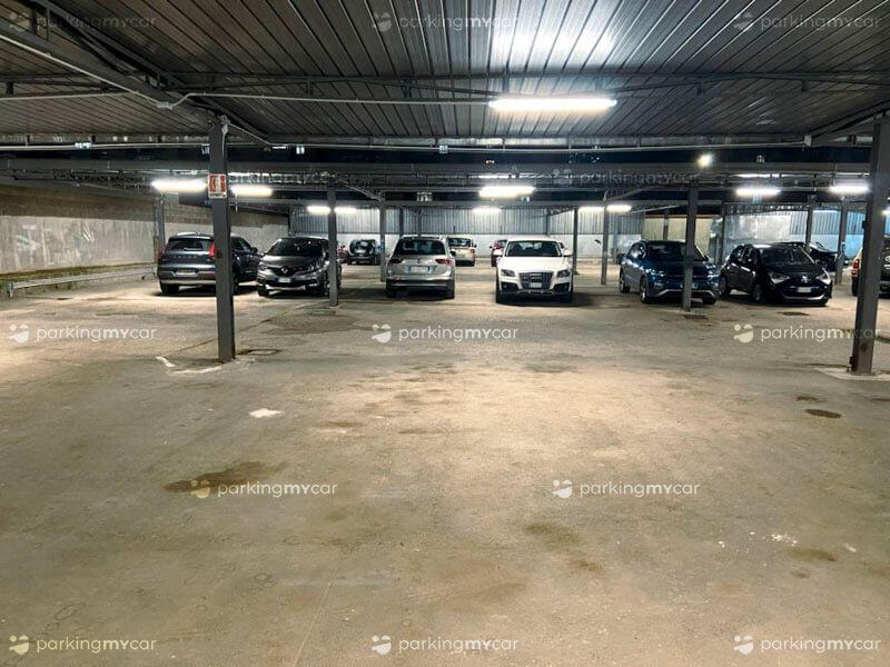 Sorrentino Parking - Aeroporto Napoli Posti auto al coperto Sorrentino Parking - Aeroporto Napoli