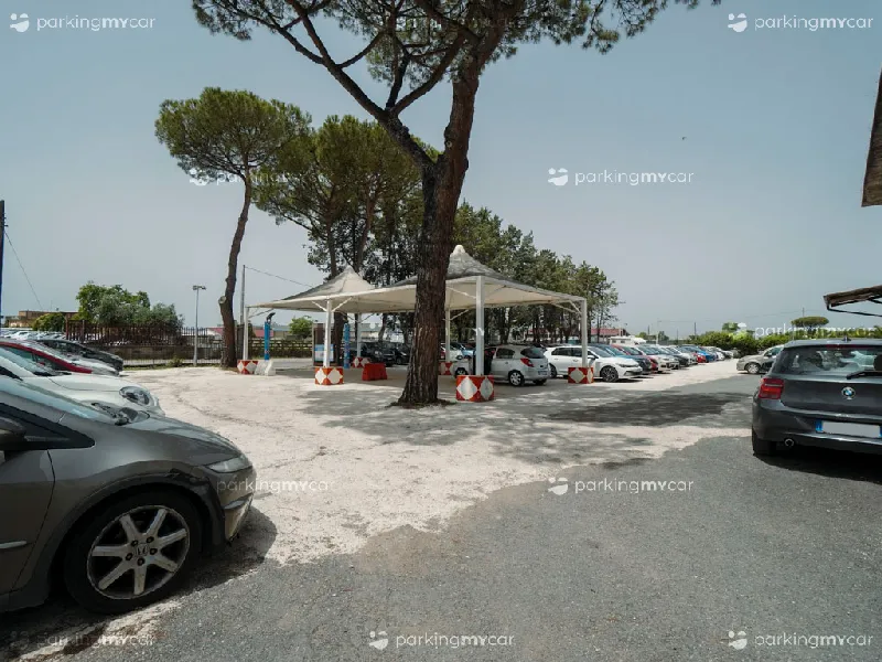 Best Parking - Aeroporto Ciampino Posti auto scoperti Best Parking - Aeroporto Ciampino