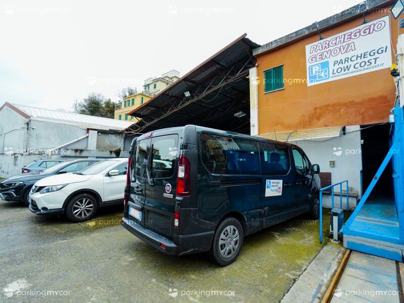 Parcheggio Genova Service - Aeroporto Genova Navetta gratuita Parcheggio Genova Service - Aeroporto Genova